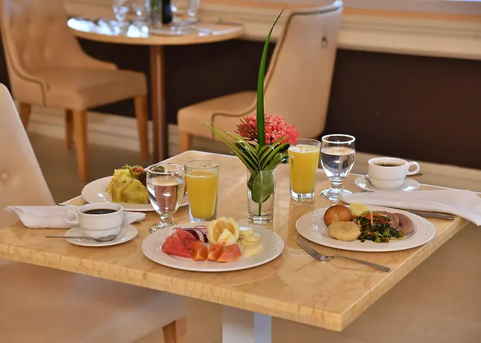 Hotel Grand A View 4*